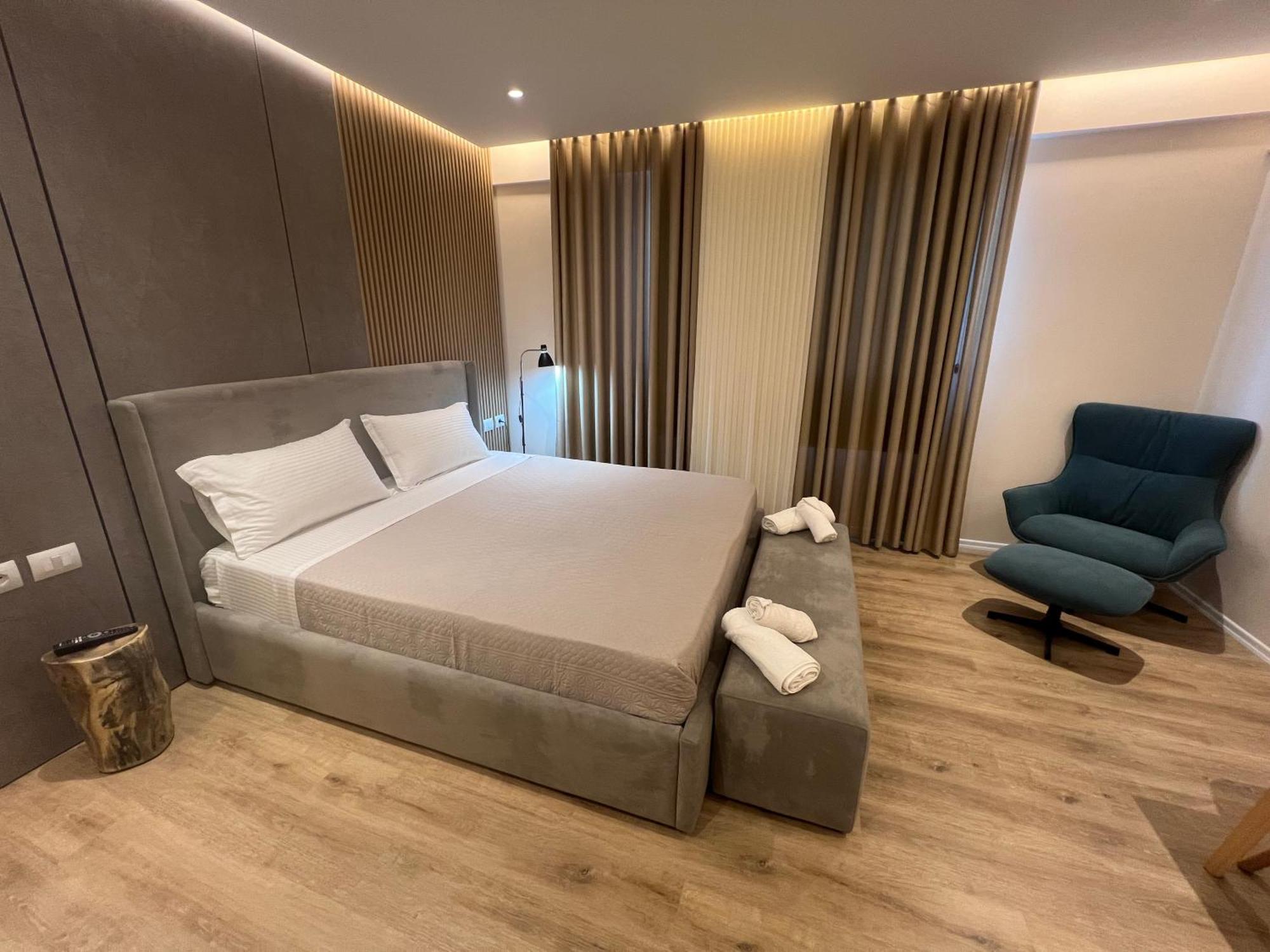 City Center Suite Tirana Exterior foto